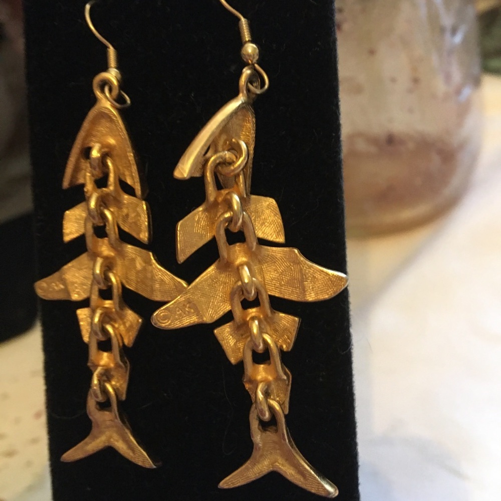 Vintage Anne Klein Matte Fish Vertebrae Earrings RARE - Picture 4 of 4
